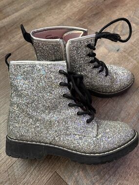 Steve Madden Girls Silver Glitter Lace-Up Combat Boots